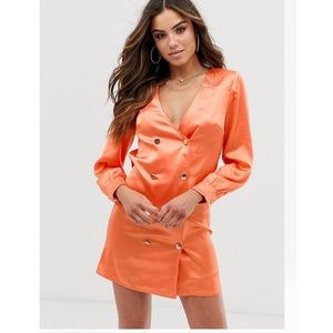 NWOT Club London Orange Silky Dress Size 4